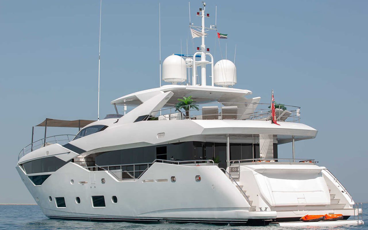 116 ft superyacht rental dubai 2